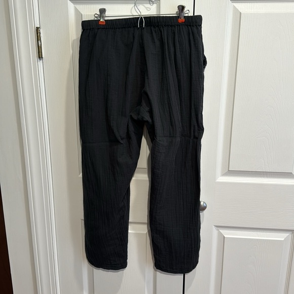 Pact Coastal Double Gauze Tapered Pull-On Pant - Picture 6 of 7